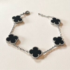 Vintage Style Silver and Onyx Four Leaf Clover Bracelet